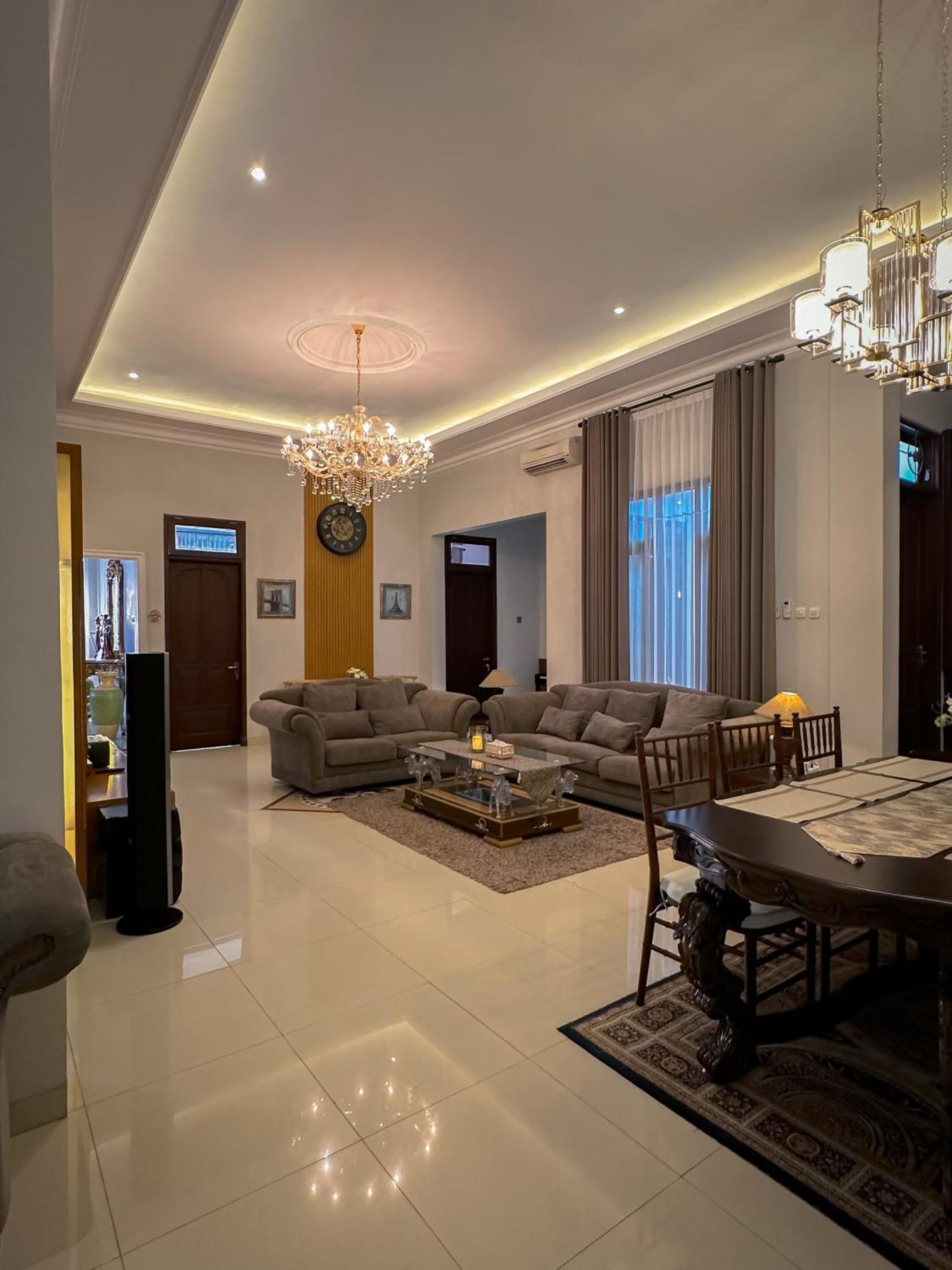 Hening Pool Residence Purwokerto Exterior photo