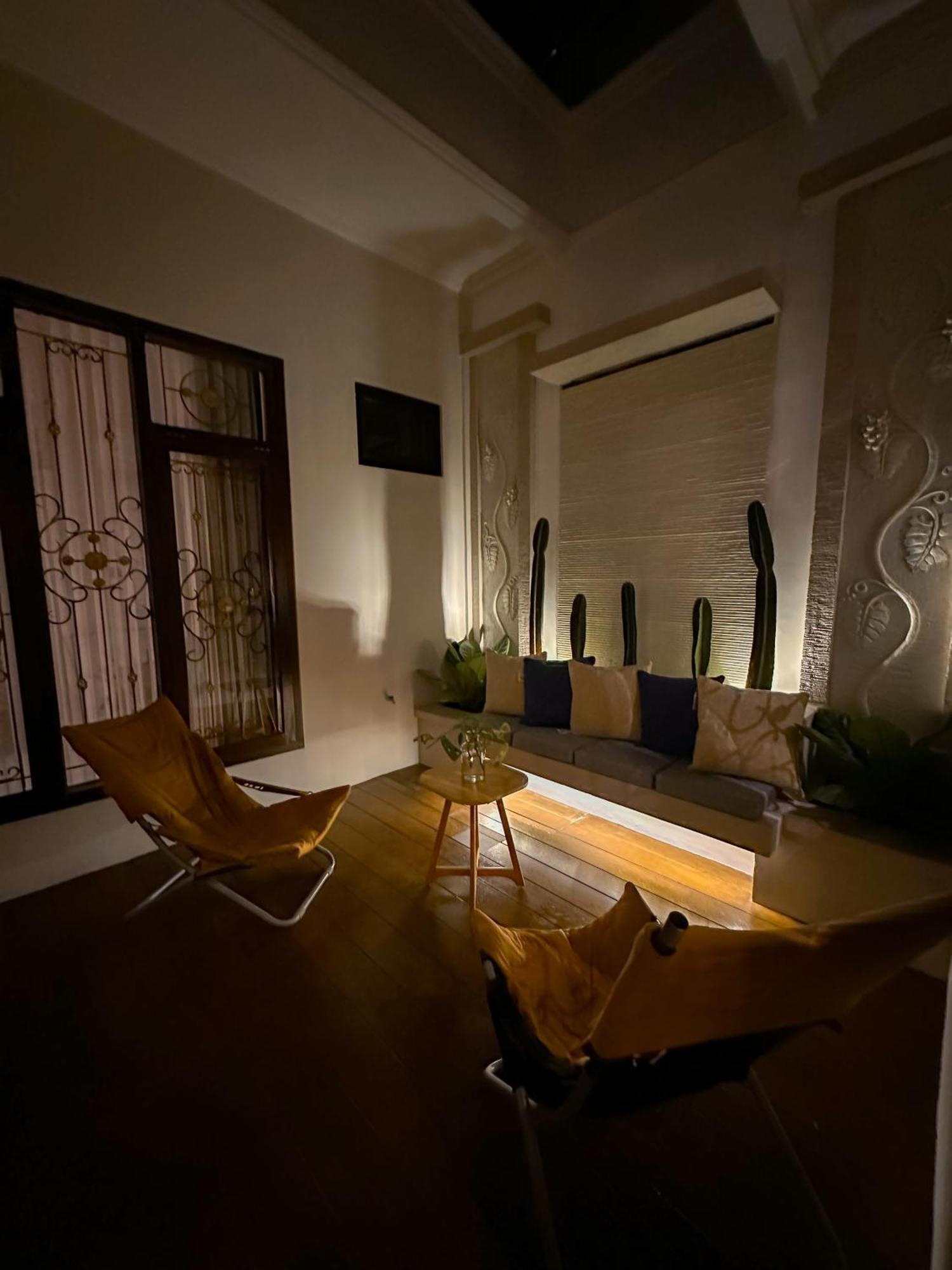 Hening Pool Residence Purwokerto Exterior photo